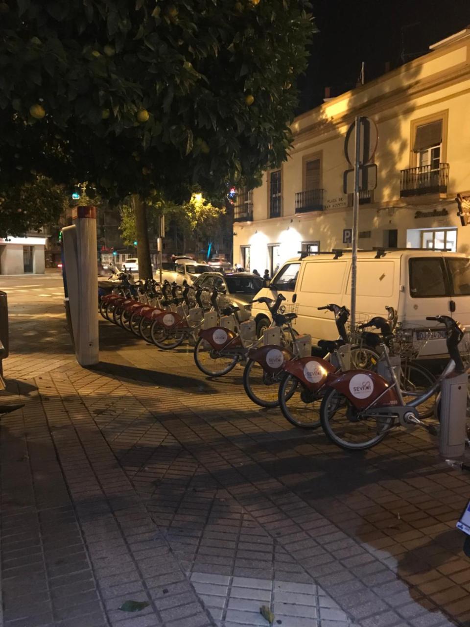 Gasthuis Puerta Carmona Sevilla